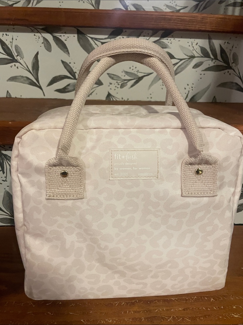 Fit + Fresh Pale Pink Leopard Lunch Pale